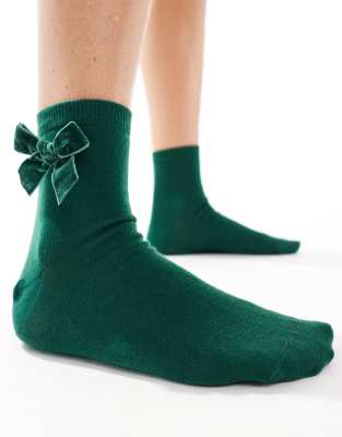 ASOS DESIGN velvet bow ankle sock in forest green