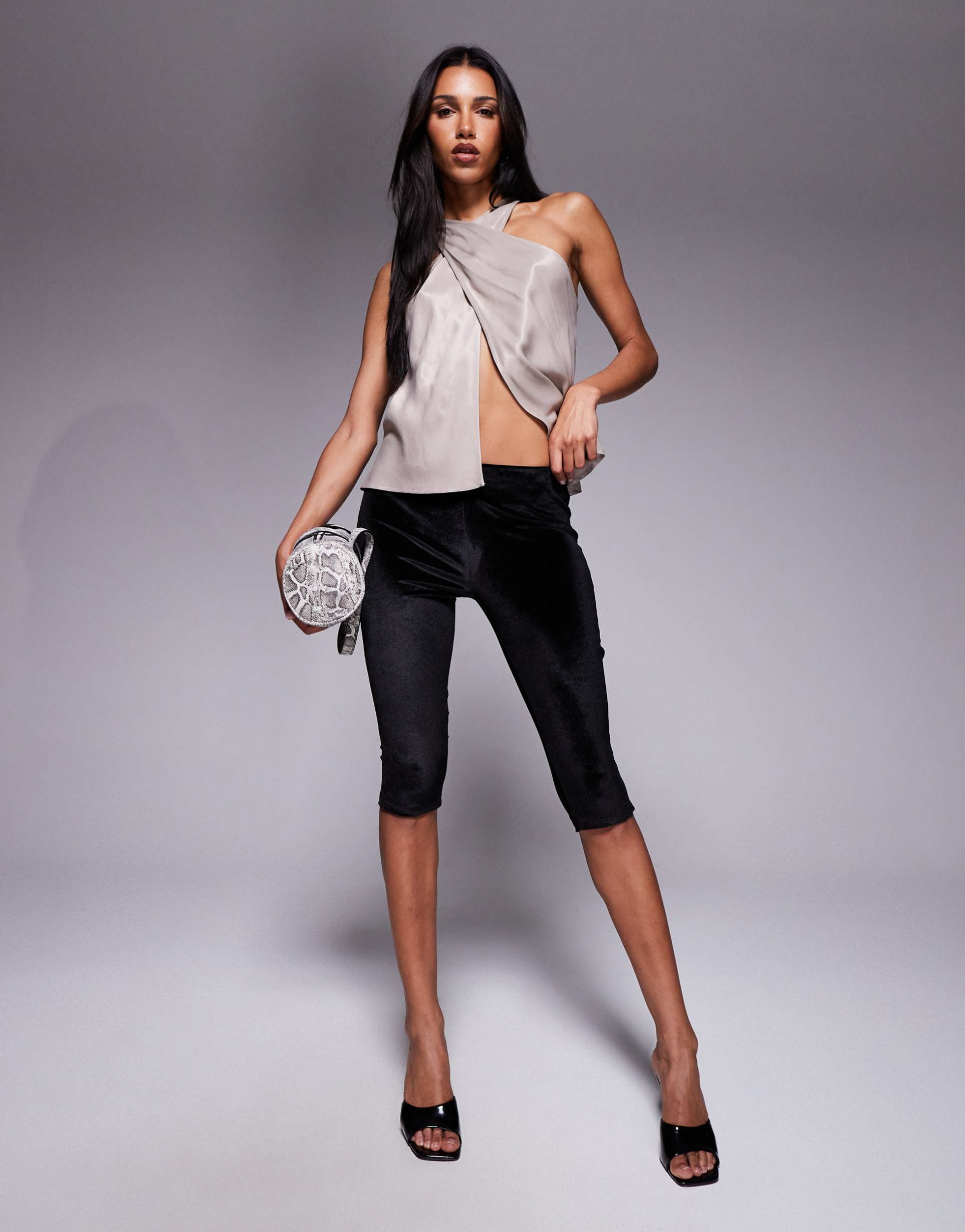 asos design velvet capri pull-on pants in black