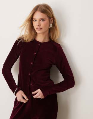 ASOS DESIGN velvet cord cardigan in burgundy-Red