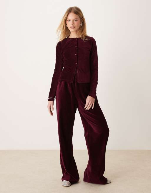 ASOS DESIGN velvet corduroy cardigan in burgundy, 2 of 4