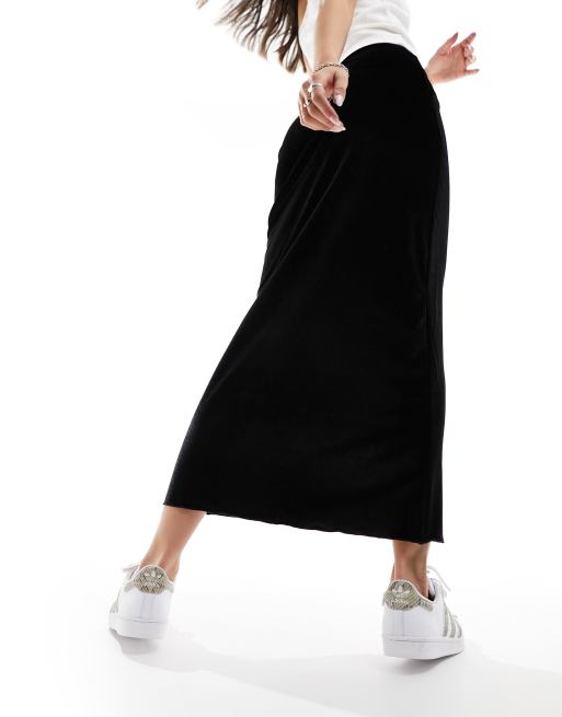 Black velvet 2024 skirt asos