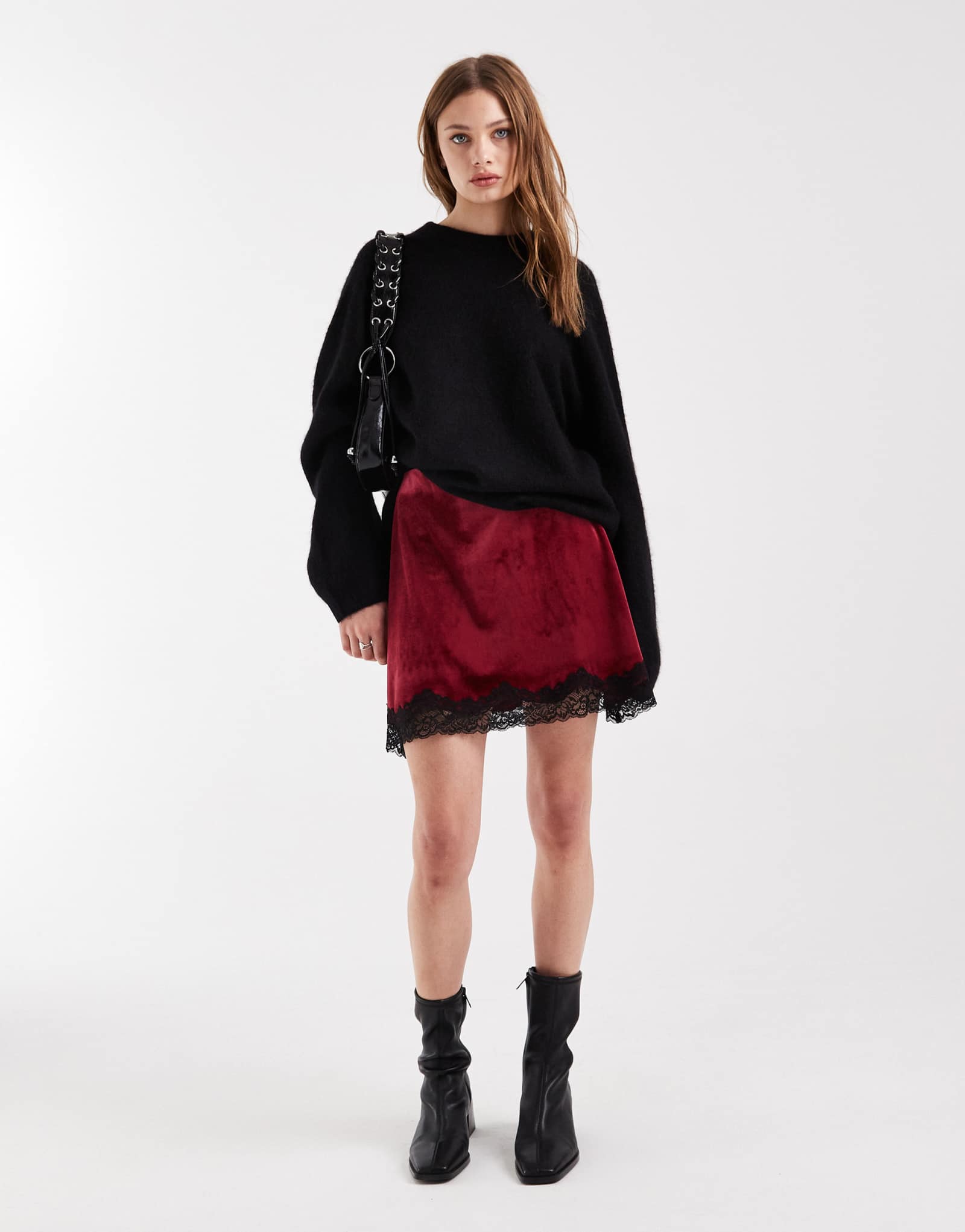 Дизайнерская бархатная мини-юбка ASOS с кружевным низом винного цвета