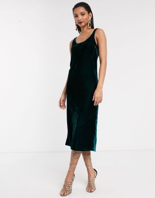 black scoop neck midi dress