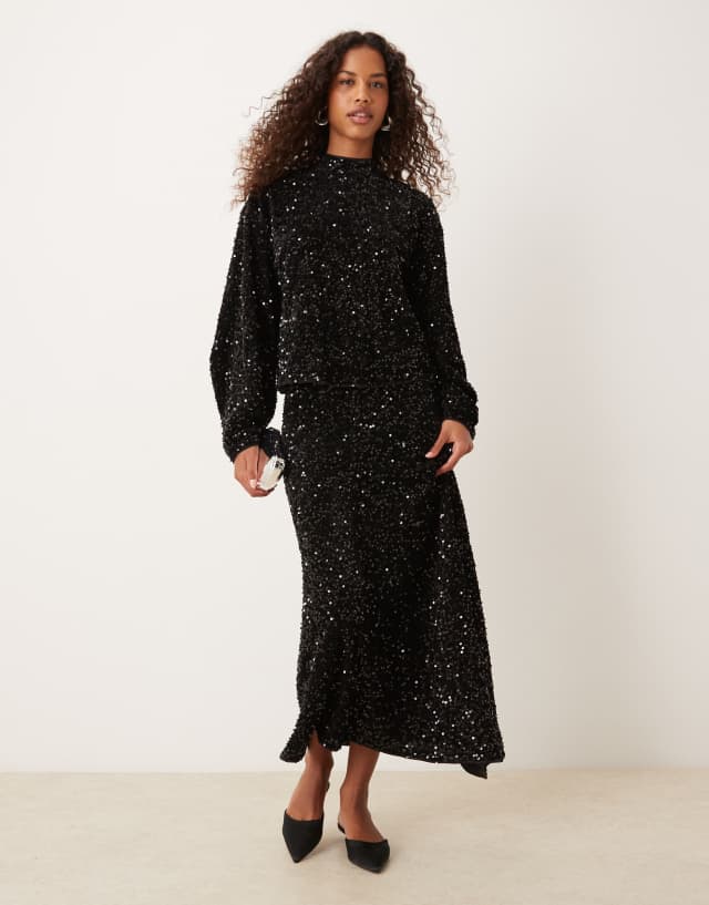 new look women's velvet a-line midi sequin dress reviews ASOS Design Wrap Skirt Set in Black end celebratory occasions.