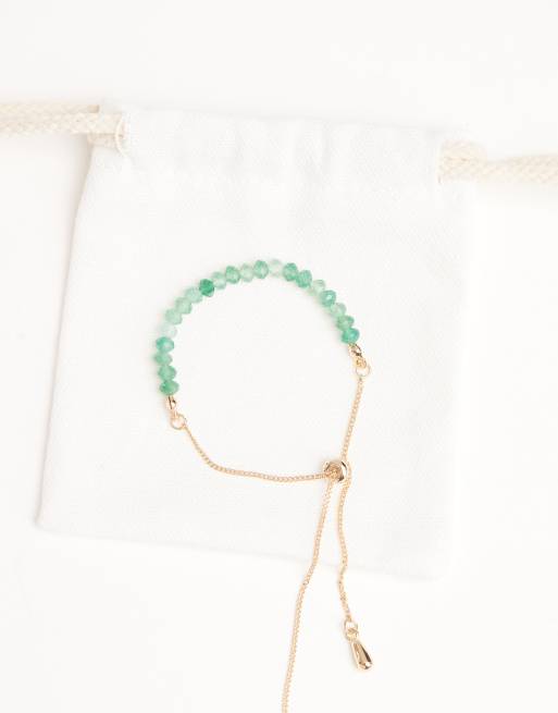 ASOS DESIGN - Vennearmbånd med grønne halvædelsten og løbesnore i gavepose, 2 af 3