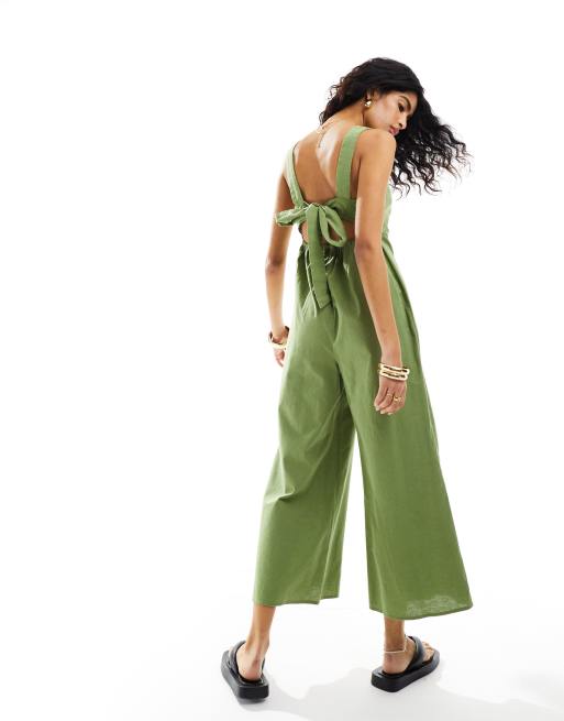 ASOS DESIGN Verkurzter Leinen Jumpsuit in Khaki mit Bindeschleife am Rucken