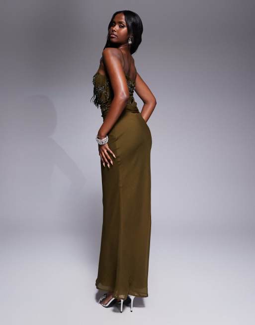 ASOS DESIGN – Verziertes Maxikleid in Khaki mit drapiertem Camisole und asymmetrischem Rock, 4 von 4