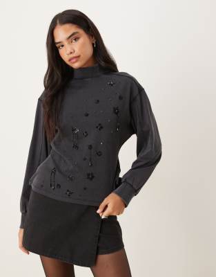 ASOS DESIGN - Verziertes Sweatshirt in Schwarz