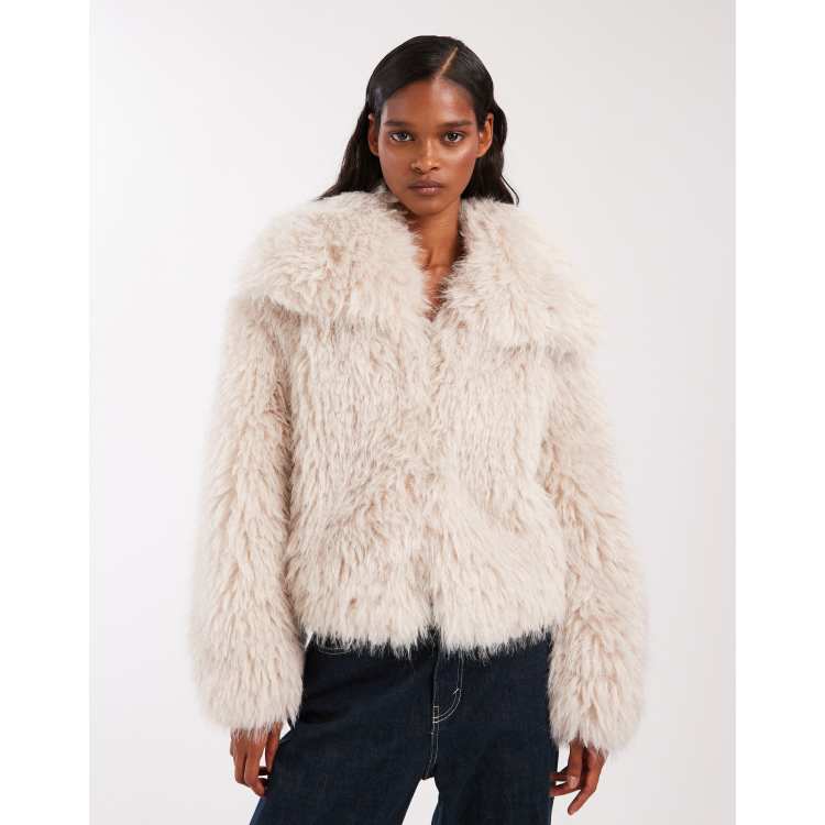 Jacket Fourrure Fausse Yasmina Faux Fur Jacket Beige – Peppermayo