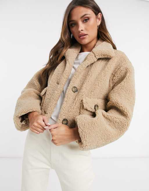 ASOS DESIGN - Veste courte en imitation peau de mouton ...