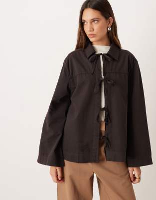 ASOS DESIGN - Veste droite oversize nouée à l'avant-Brown