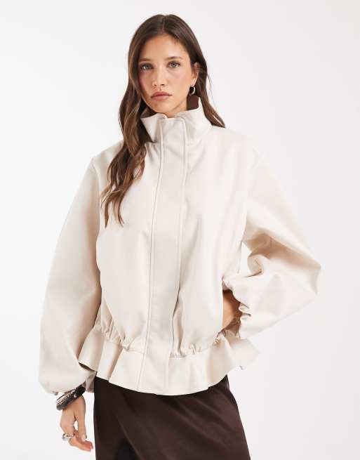 ASOS DESIGN - Veste habillée style survêtement en tissu texturé avec col cheminée et taille élastique - Crème, 4 de 4
