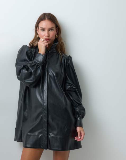 ASOS DESIGN - vestido camisero mini evasé de PU en negro - view 1