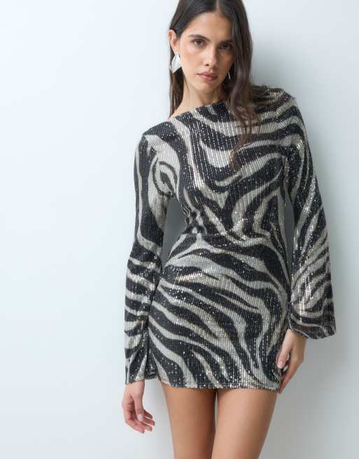 ASOS DESIGN vestido corto con lentejuelas y estampado de cebra, 3 de 5