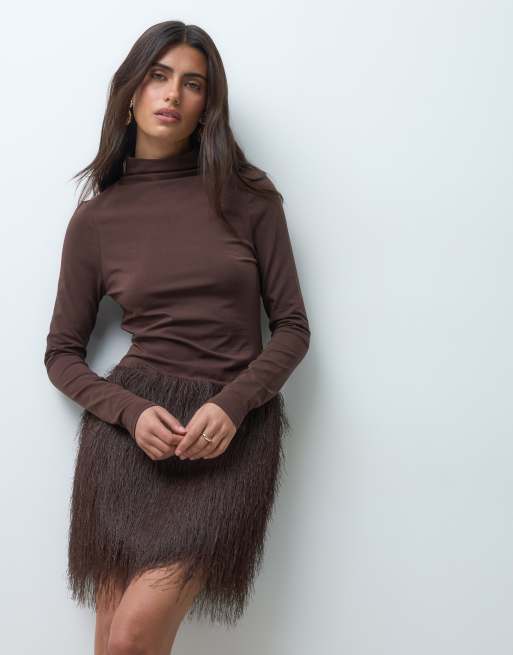 ASOS DESIGN vestido corto de algodón afelpado en chocolate, 3 de 5