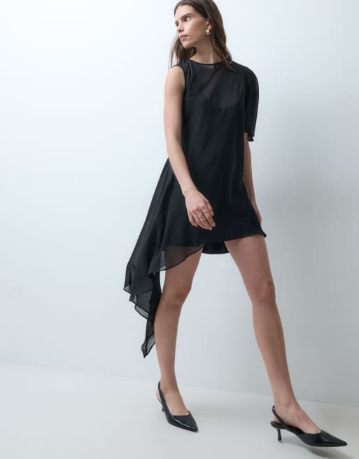 ASOS DESIGN vestido corto de gasa asimétrico con capa, 4 de 4