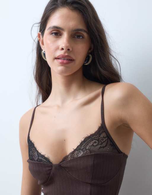 ASOS DESIGN vestido corto de raya diplomática con detalle de ribete tipo bustier de encaje en marrón, 5 de 5