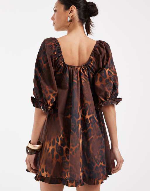 ASOS DESIGN - Vestido de corte trapecio con estampado de leopardo y volantes en las mangas, 4 de 4