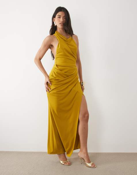 ASOS DESIGN - Vestido largo color ocre con cintura fruncida, cuello alto y espalda abierta - view 1