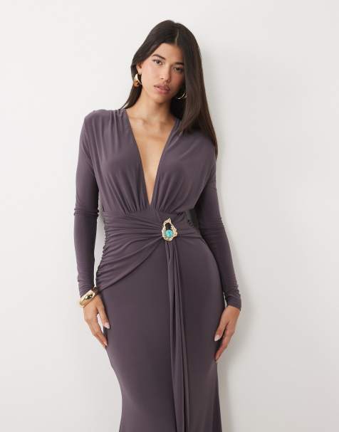 ASOS DESIGN vestido largo con escote pronunciado y detalle de ribete dorado en gris carbón - view 1