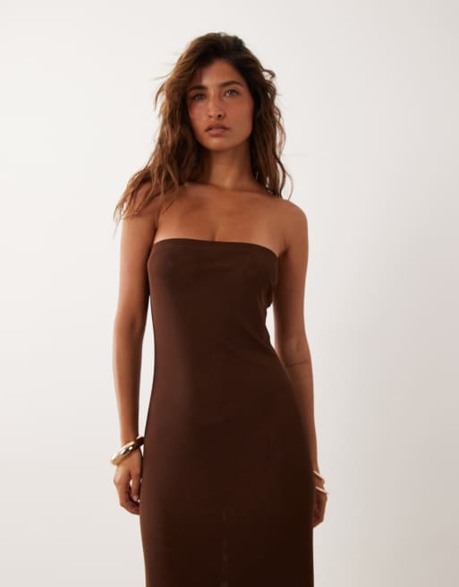 ASOS DESIGN - Vestido largo marrón chocolate con escote palabra de honor de malla transparente, 3 de 4