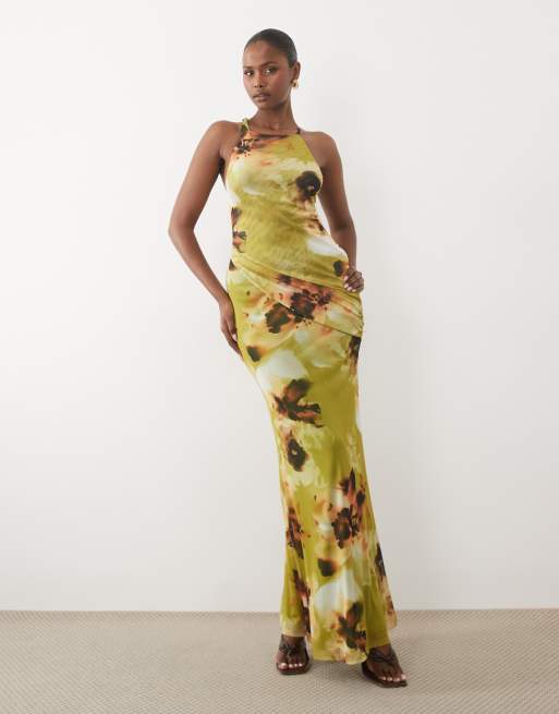ASOS DESIGN - Vestido largo verde ceñido con estampado floral, cuello halter y detalle drapeado, 4 de 4