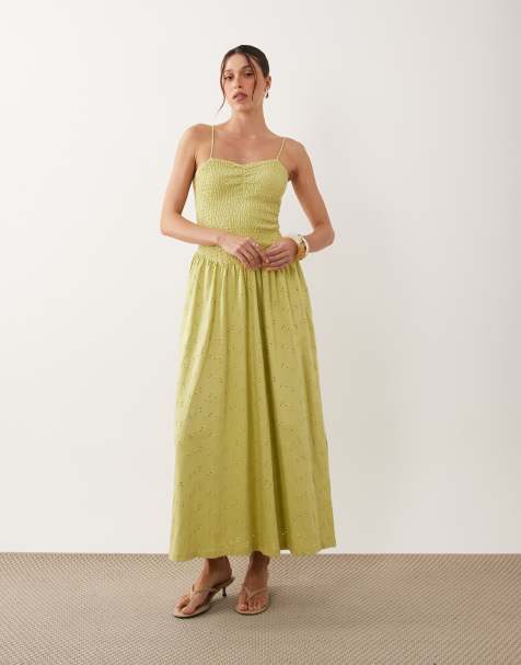 ASOS DESIGN - Vestido largo verde claro con bordado inglés y cuerpo fruncido - view 1