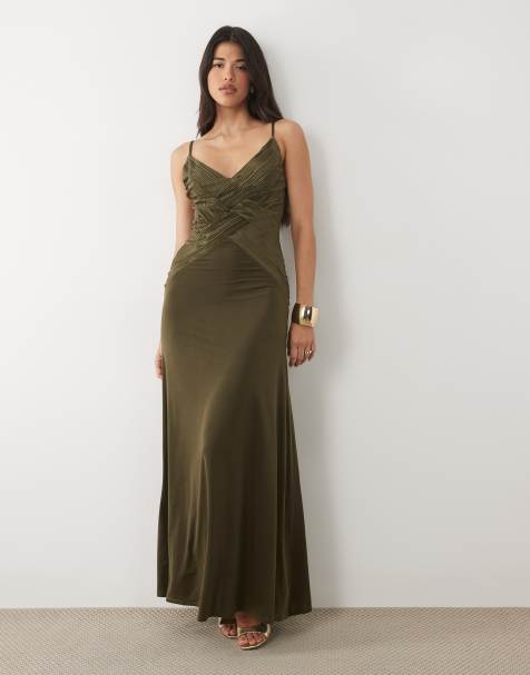 ASOS DESIGN - Vestido largo verde oliva oscuro plisado con cuello de pico en contraste y espalda abierta - view 1