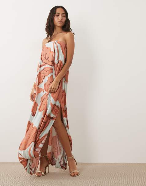 ASOS DESIGN - vestido maxi bandeau de satén con estampado abstracto azul y rojo - view 1
