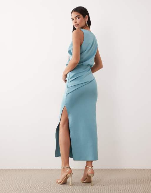 ASOS DESIGN - Vestido midi azul estructurado con diseño drapeado y abertura, 3 de 4
