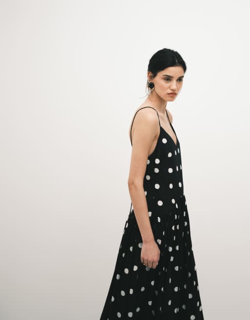 ASOS DESIGN - vestido midi recto de corte al bies con falda globo y lunares en blanco y negro, 4 de 4