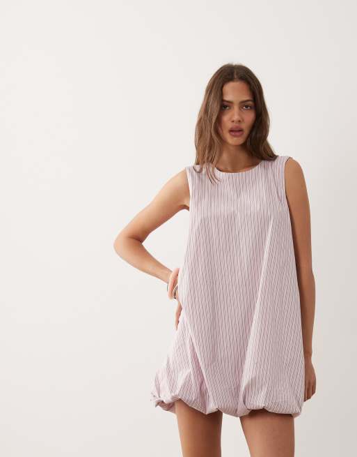 ASOS DESIGN - vestido mini con bajo abullonado y rayas color crema, 2 de 4