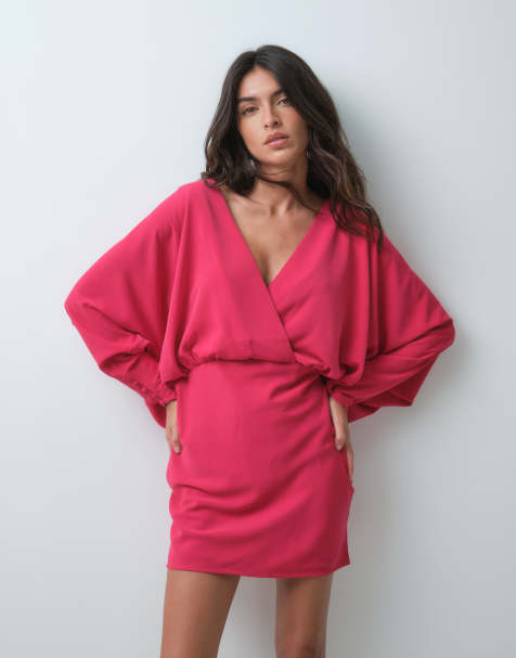 ASOS DESIGN vestido mini cruzado con manga murciélago en rosa - view 1