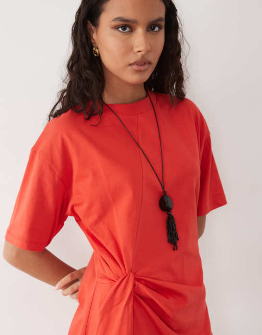 ASOS DESIGN - vestido mini cruzado en la cintura en rojo, 3 de 4
