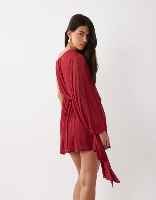 ASOS DESIGN - vestido mini de malla asimétrico de una sola manga en berry, 4 de 4