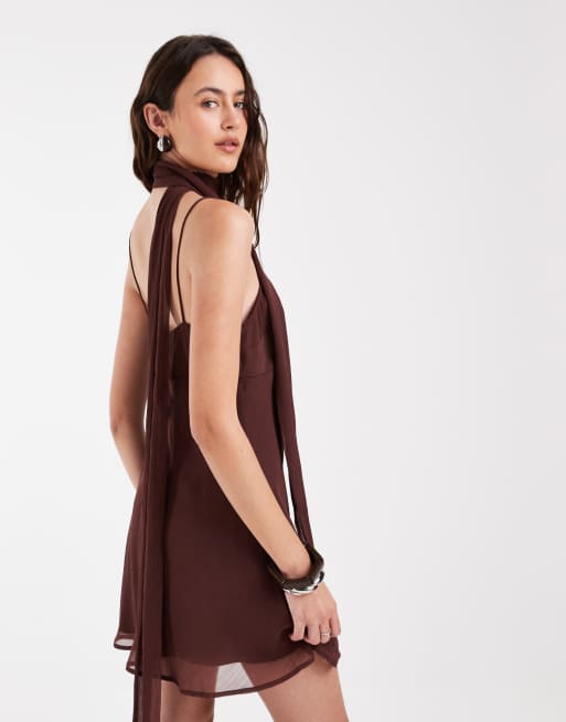 ASOS DESIGN - Vestido mini de tirantes con pañuelo en chocolate, 3 de 4