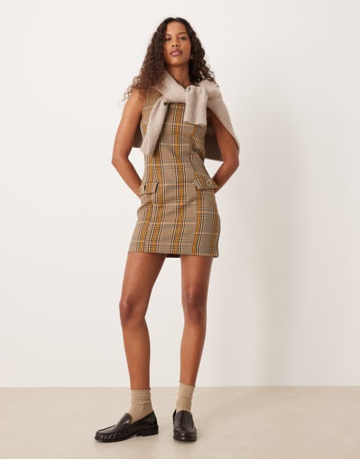 ASOS DESIGN - Vestito a trapezio corto color cioccolato a quadri con scollo rotondo