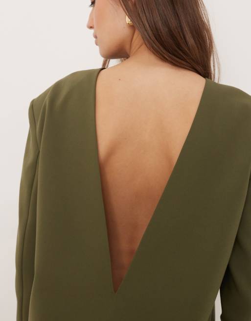 ASOS DESIGN - Vestito a trapezio verde oliva sartoriale con spalline imbottite, 2 di 4