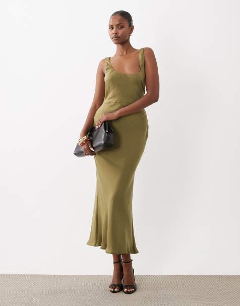 ASOS DESIGN - Vestito al polpaccio in raso verde oliva con taglio sbieco - view 1