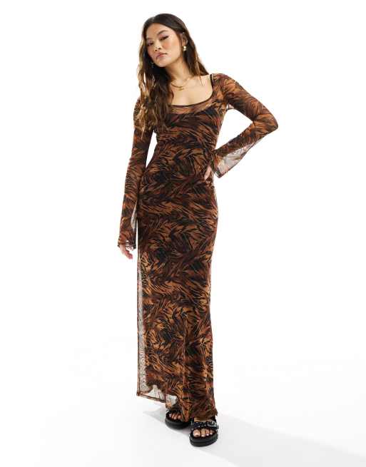ASOS DESIGN - Vestito al polpaccio in rete con stampa animalier e scollo rotondo