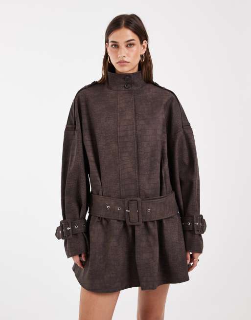 ASOS DESIGN - Vestito camicia micro corto multitasche in similpelle PU color cioccolato, 1 di 4