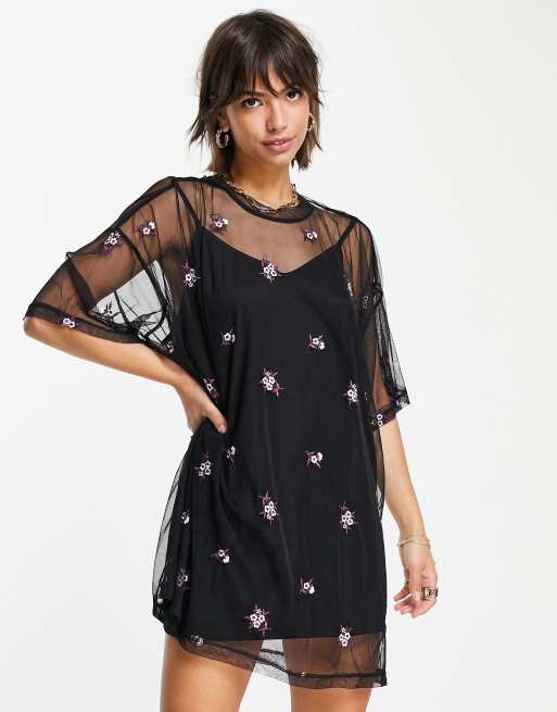 ASOS DESIGN - Vestito camicia oversize 2 in 1 in rete con fiori ricamati