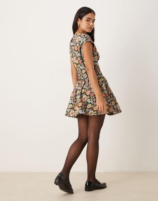 ASOS DESIGN - Vestito corto a corsetto senza maniche con stampa stile arazzo, 4 di 4