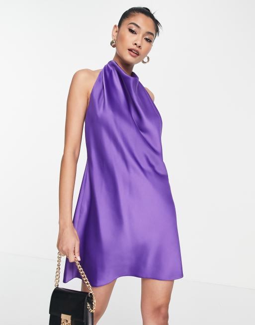 ASOS DESIGN - Vestito corto accollato aperto dietro in raso drappeggiato lilla
