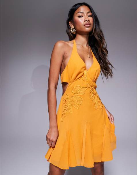 ASOS DESIGN - Vestito corto allacciato al collo arancione acceso con fondo a godet e ricami - view 1