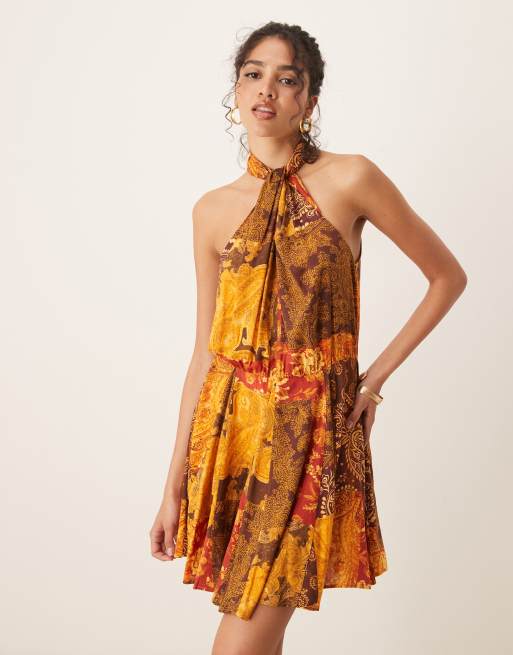 ASOS DESIGN - Vestito corto allacciato al collo con stampa astratta mista, 4 di 4