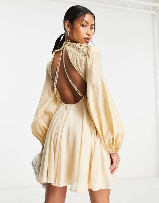 ASOS DESIGN Vestito corto beige con maniche a palloncino