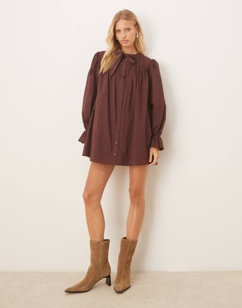 ASOS DESIGN - Vestito corto bordeaux allacciato al collo con bottoni - view 1