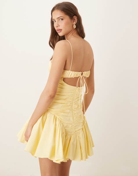 ASOS DESIGN - Vestito corto color limone con spalline sottili, bustino arricciato e gonna a ruota - view 1