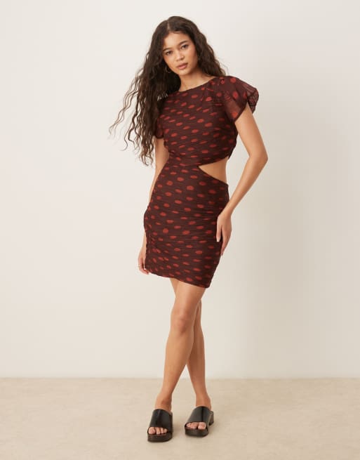 ASOS DESIGN - Vestito corto con corpino arricciato, cut-out e stampa a pois, 3 di 4